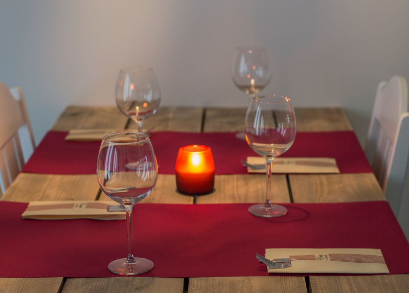 Kaarsen Soft Glow windlicht, Wine Red 6 glazen per tray - Lanza Tafelaankleding